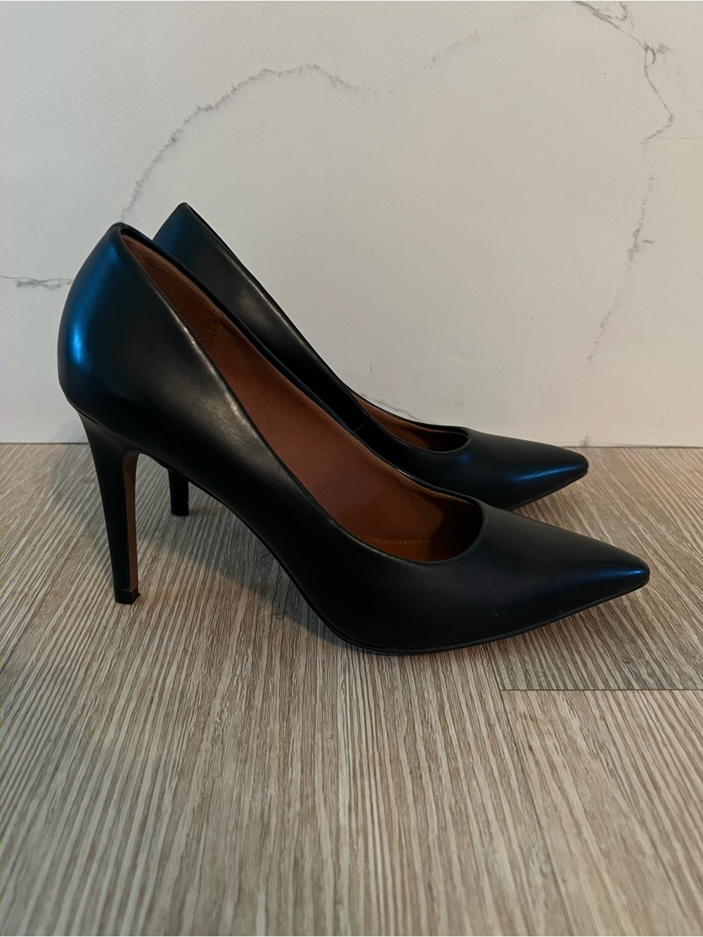 Classic Black Pointed-Toe Stiletto Pumps